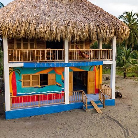 Rainbow Hostel San Bernardo del Viento Exteriör bild