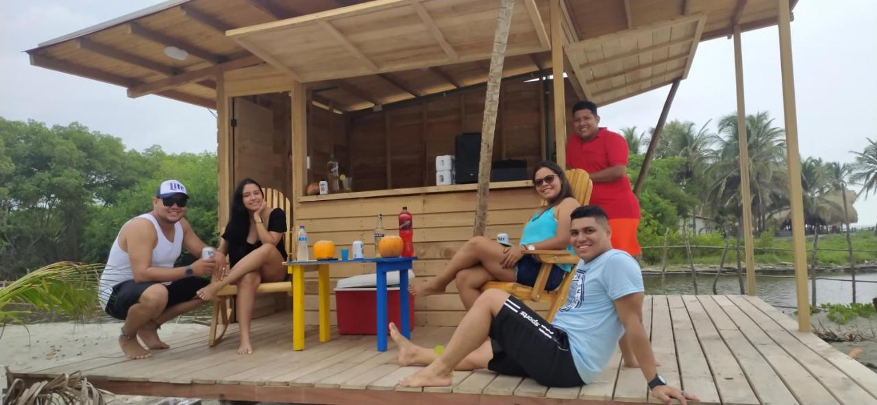 Rainbow Hostel San Bernardo del Viento Exteriör bild