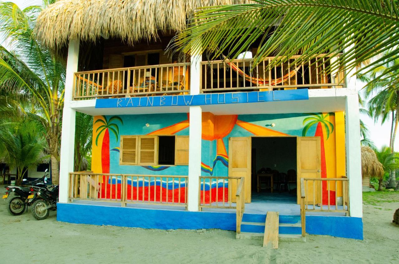 Rainbow Hostel San Bernardo del Viento Exteriör bild